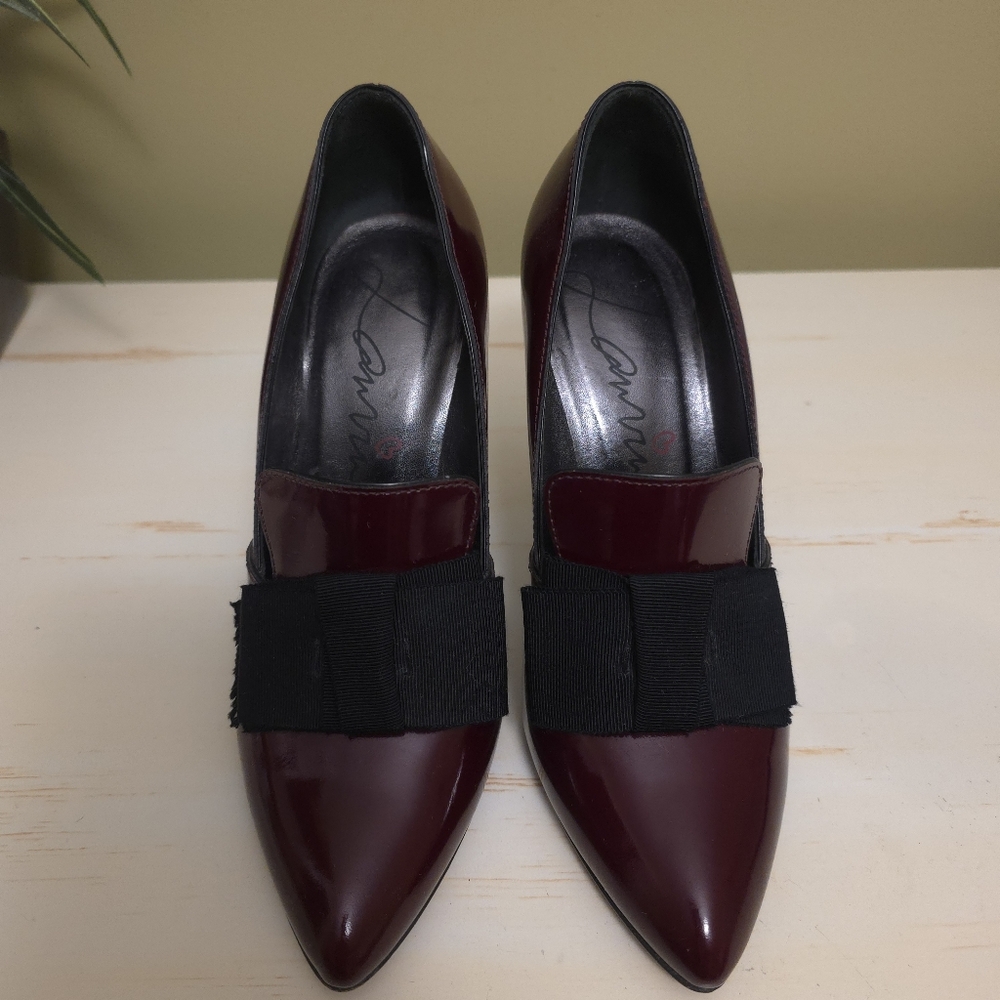 Lanvin | Oxblood Patent Leather Pumps With Black Bow Accents Sz 37 - Picture 3 of 11
